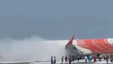 Photo of ब्रेकिंग : मस्कट में रनवे पर एयर इंडिया का विमान हुआ धुआँ धुआँ, एमरजेंसी में निकाले यात्री