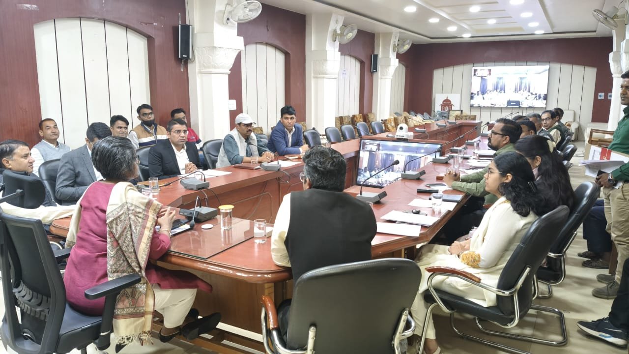 Bikaner : एसआईआरः जिला निर्वाचन अधिकारी ने की समीक्षा