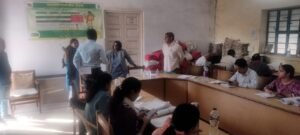 Bikaner : जिला निर्वाचन अधिकारी ने गणना प्रपत्रों के डिजिटाइजेशन कार्य को लेकर की समीक्षा बैठक