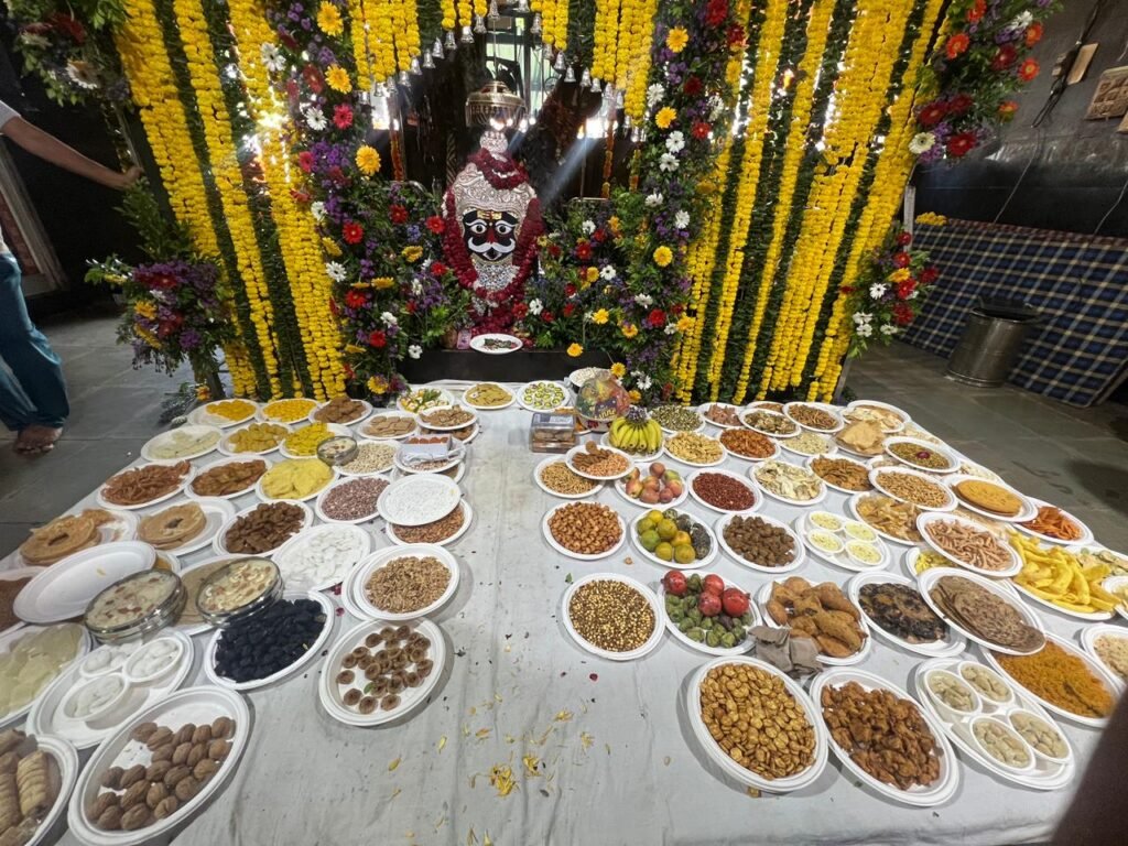 Bhilwara : गूंजा जय काल भैरव का जयकारा, छप्पन भोग और चिता भस्म आरती बनी मुख्य आकर्षण