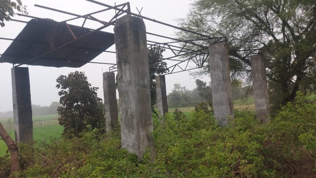 Bhilwara : मांडलगढ़ विधानसभा के आंमा गांव में श्मशान घाट की हालत जर्जर