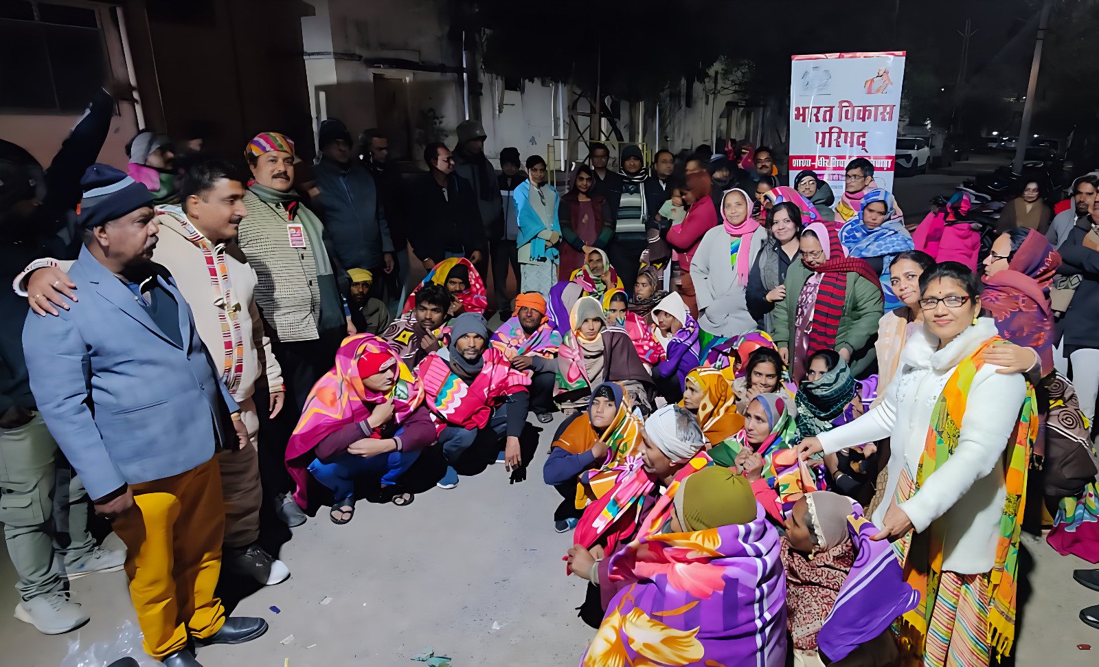Bhilwara : भाविप वीर शिवाजी शाखा का मानवीय सेवा प्रकल्प, जरूरतमंदों के वितरित की कंबल