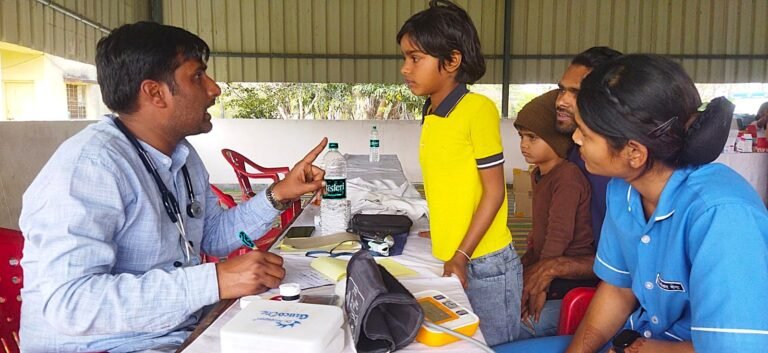 Bhilwara : हिंदुस्तान जिंक द्वारा स्वास्थ्य सेवा पहल, राजस्थान और उत्तराखंड में 1,100 से अधिक ग्रामीण हुए लाभान्वित