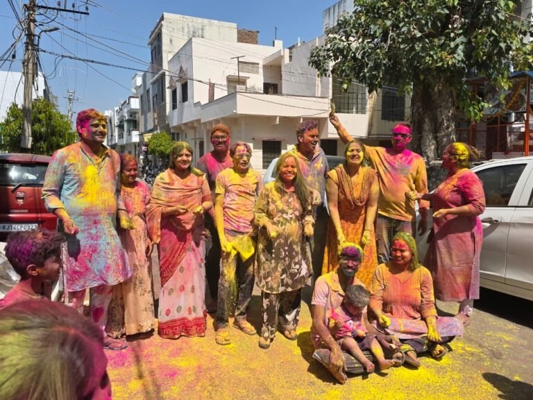 Bhilwara : होली मिलन समाज में एकता, प्रेम और भाईचारे का संदेश देता है : सुरेंद्र जैन