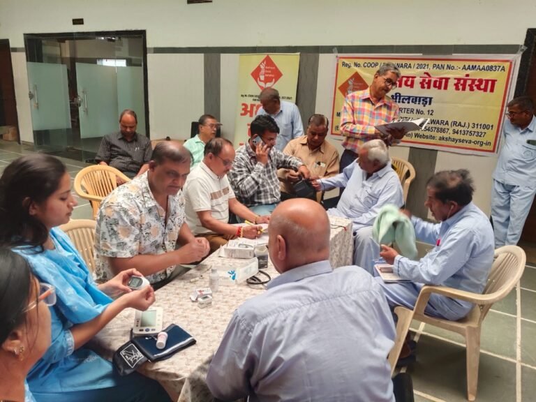 Bhilwara : अक्षय सेवा संस्था की अनूठी पहल, ओम शांति वृद्धा आश्रम में मनाया पांचवां स्थापना दिवस 