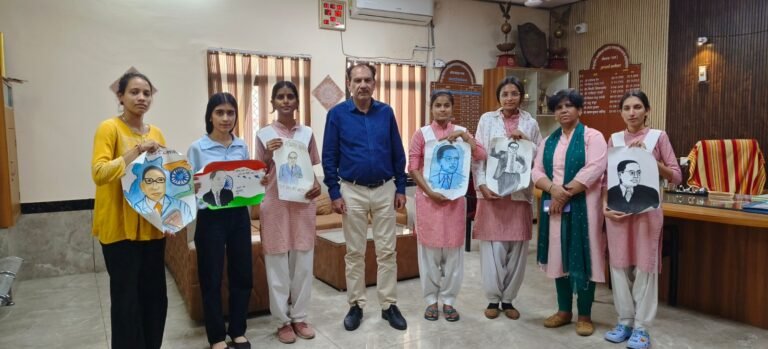 Bhilwara : कन्या महाविद्यालय में आयोजित हुई ‘संविधान एवं अंबेडकर’’ विषय पर पेंटिंग प्रतियोगिता
