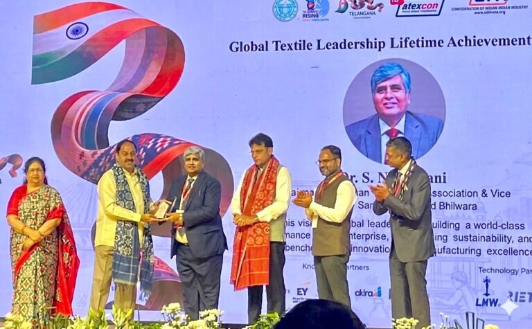 Bhilwara : डॉ. एस.एन. मोदानी हुए लीडरशिप लाइफटाइम अचीवमेंट अवॉर्ड से सम्मानित