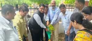Bikaner : वंदे गंगा, जल संरक्षण जन अभियान : जिला कलेक्टर ने किया पौधारोपण
